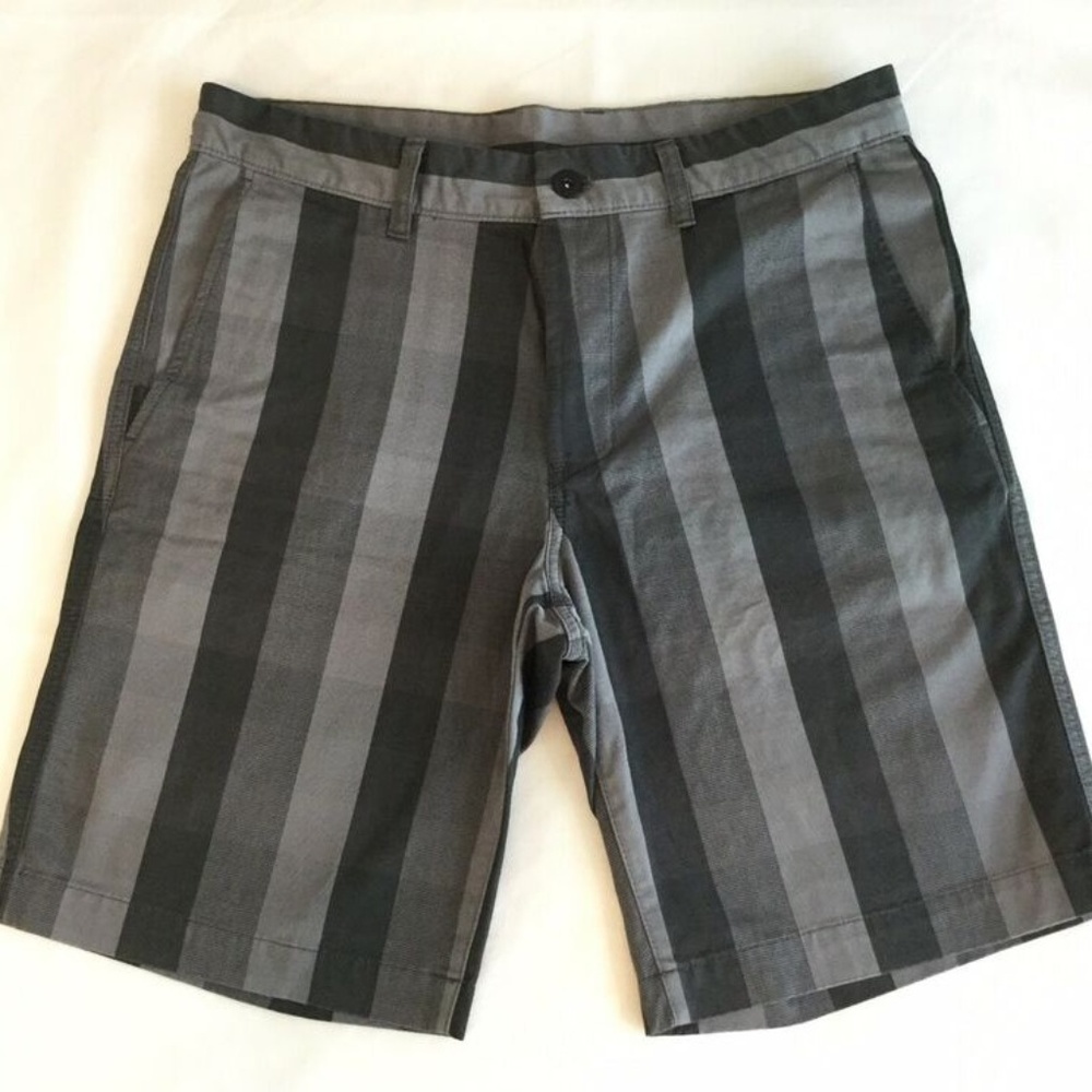 North Face Men's Shorts Sz 32 Hiking Casual Black